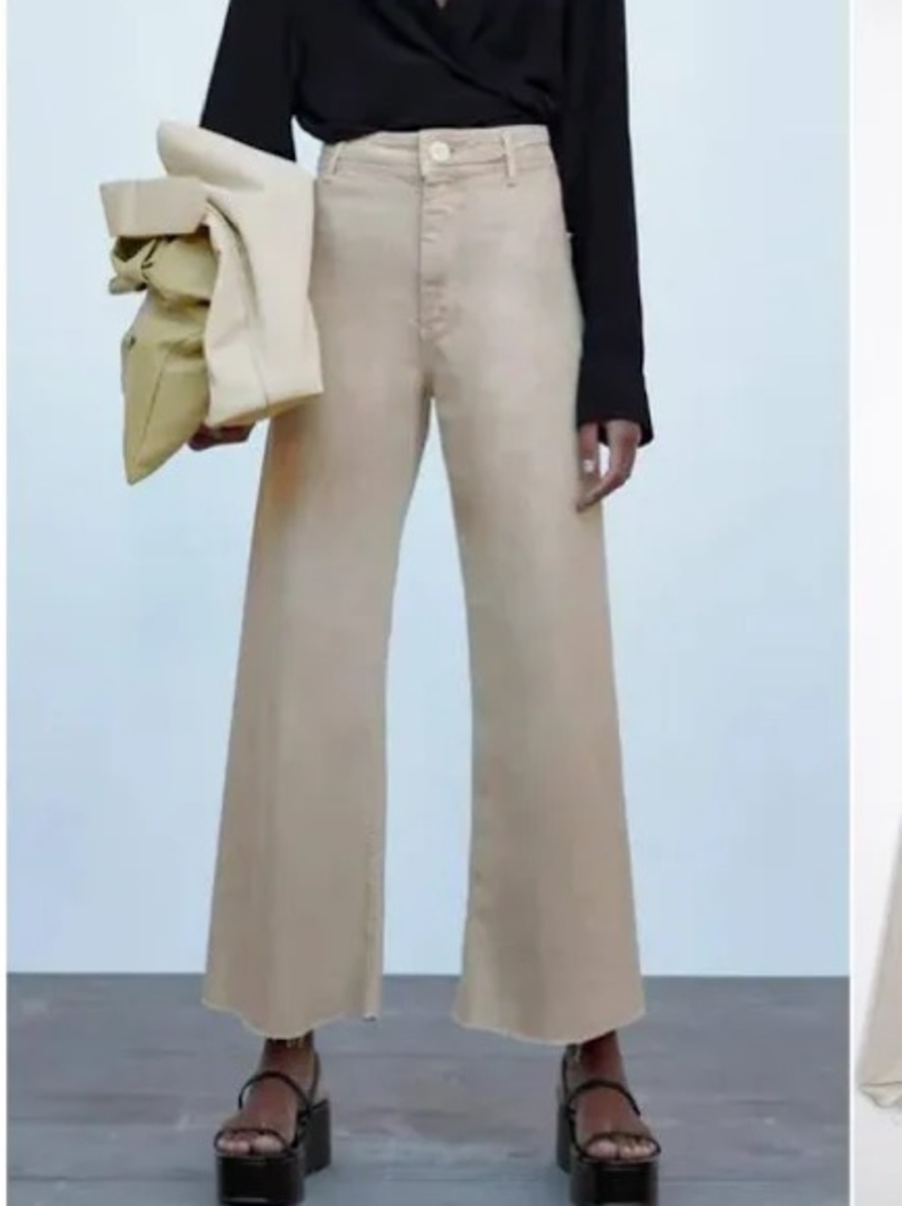 Zara High-Rise Wide-Leg Jeans in Light Beige